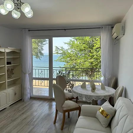 Golden Luxury On The Sand, Chernomoretz, Bulgaria דירה צ'רנומורץ
